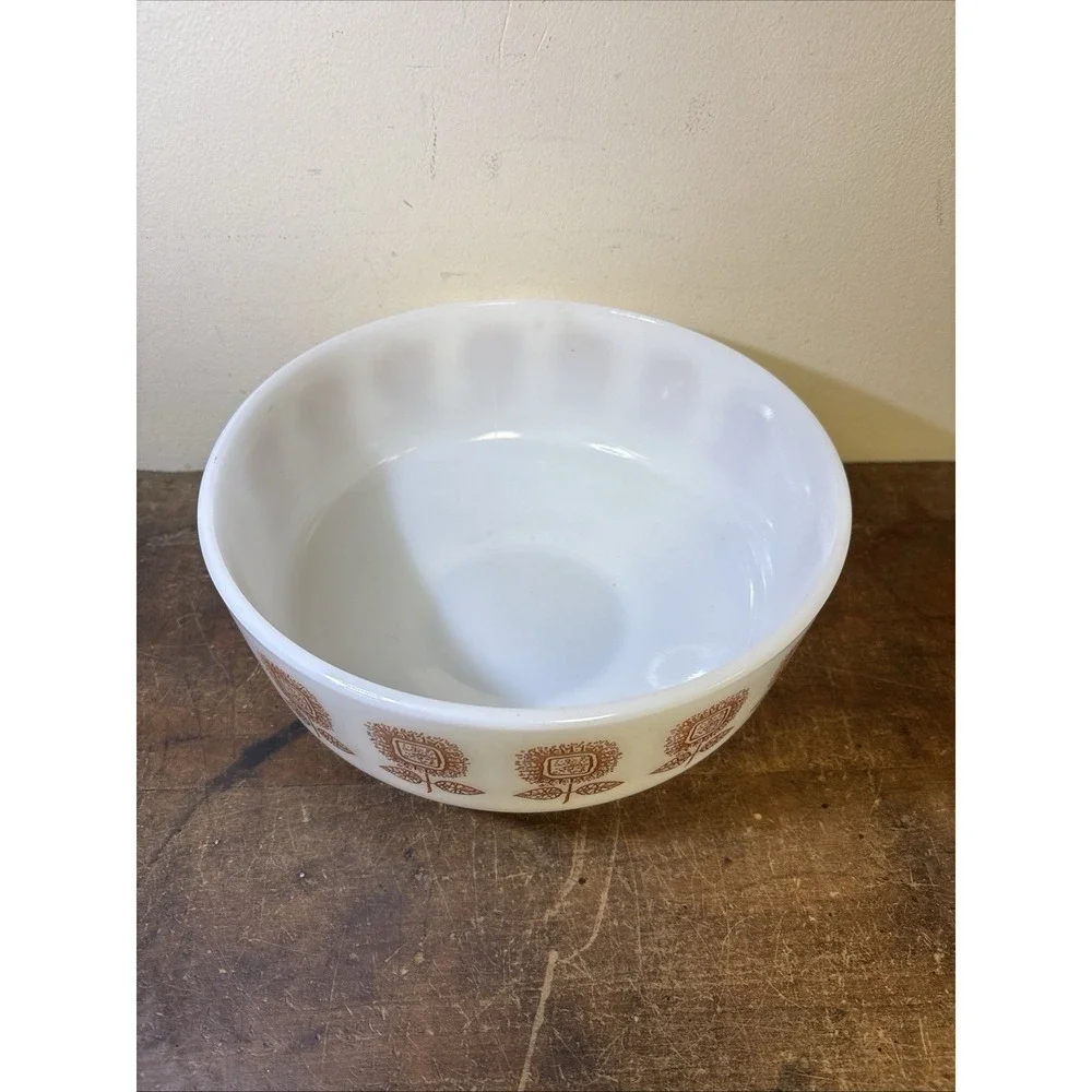 Vintage Federal Milk Glass Mixing Bowl 3 1/2 Quarts Square Sunflowers